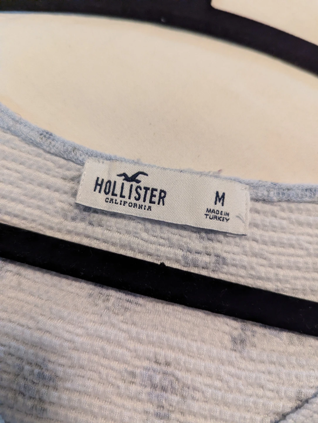 Hollister floral long sleeve top - photo 2