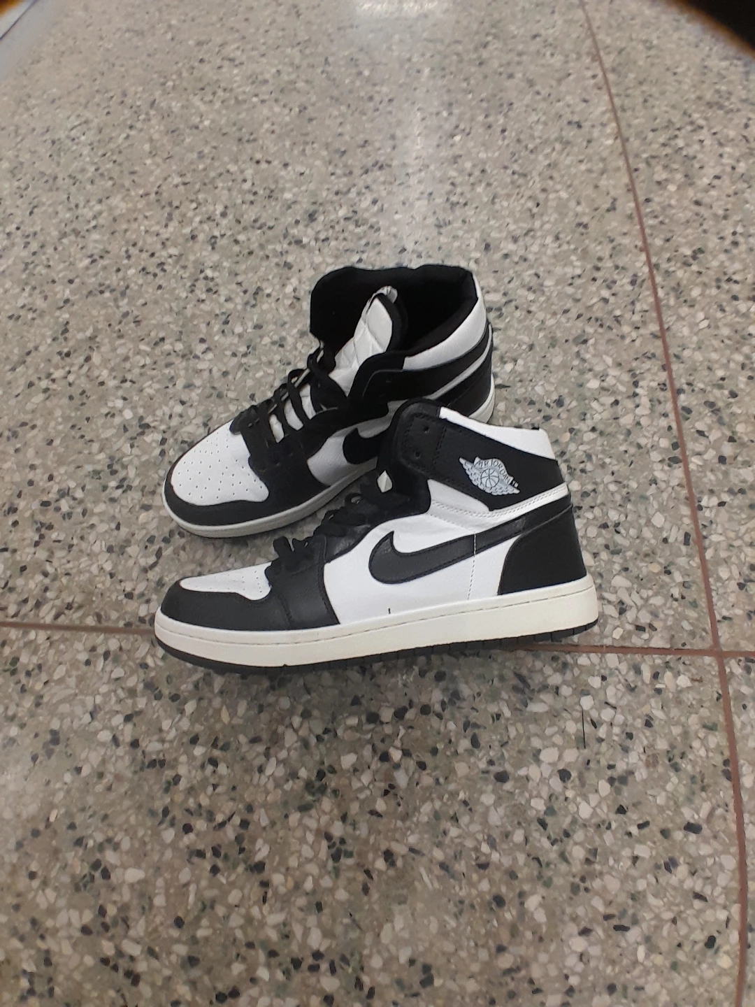 Nike Air Jordan High-Top Sneakers Men's Size 11 - photo 5