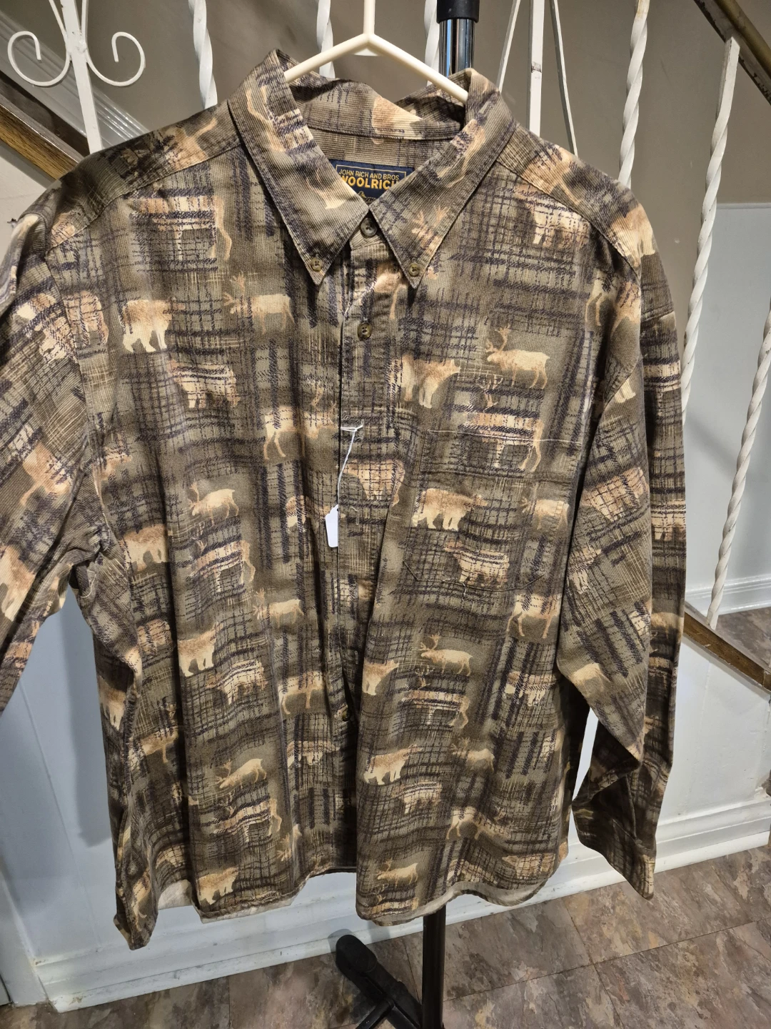 Woolrich Long Sleeve Button-Down Shirt, size is XXL