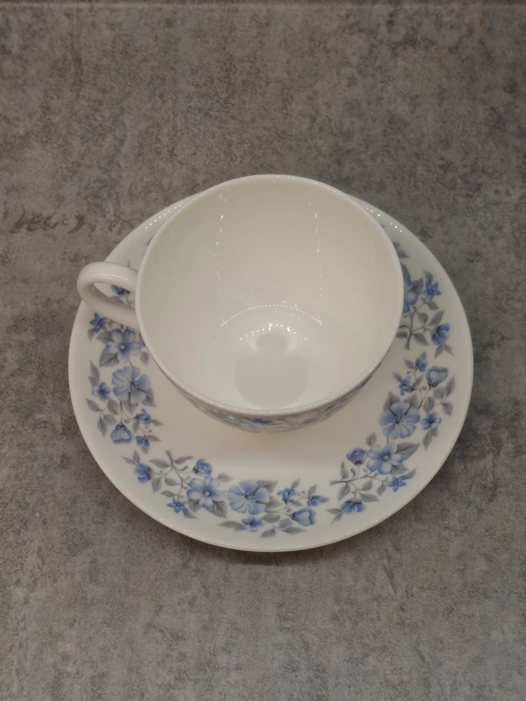 Wedgwood Petra Bone China Tea / Coffee cup and Saucer - photo 2