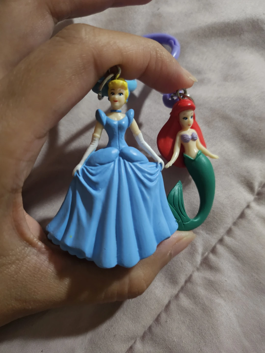 Disney Double Charm Keychain Princess Ariel & Cinderella - photo 3