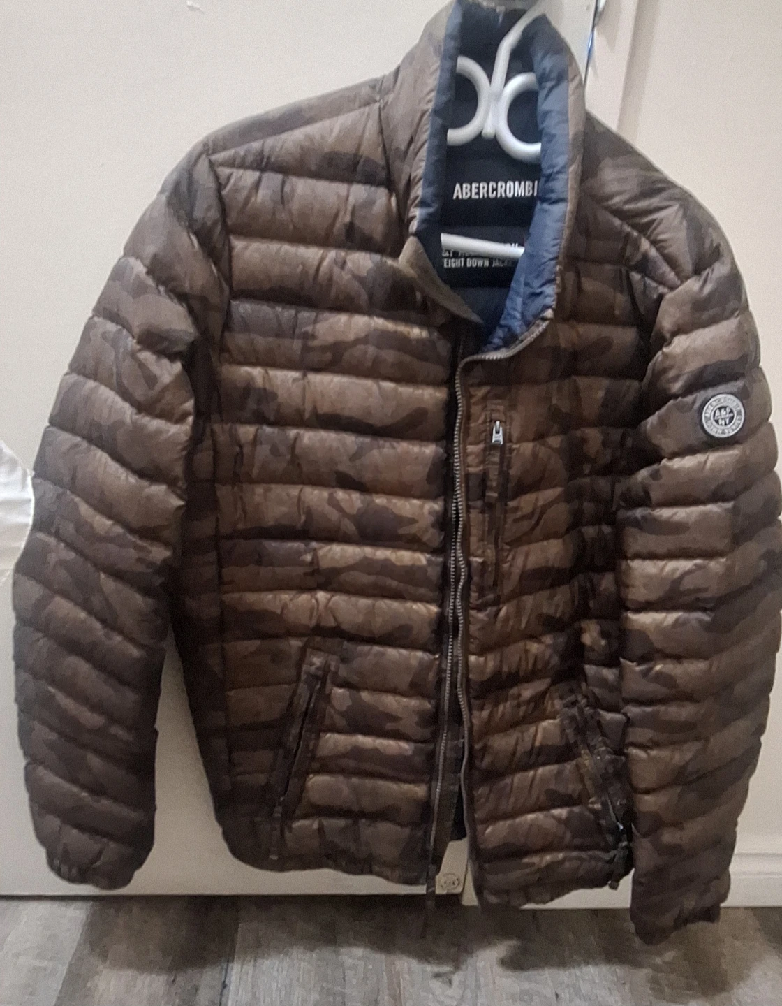 Abercrombie & Fitch All-Season Lightweight Down Jacket - photo 3