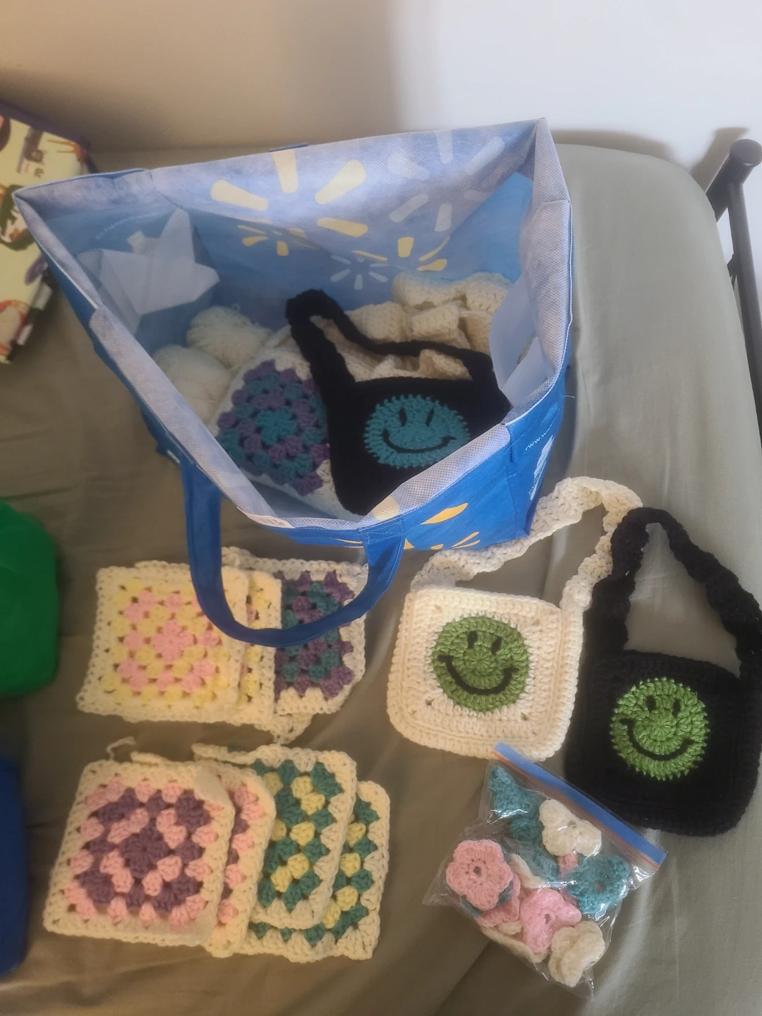 PWYC Granny squares - photo 3