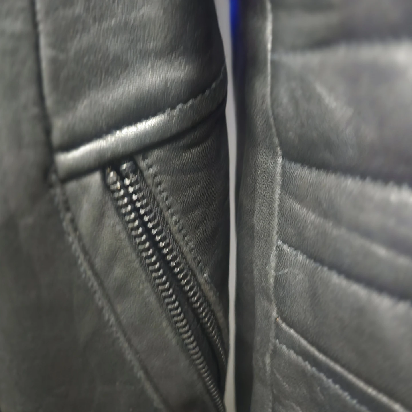 Danier Black Leather Jacket - photo 4