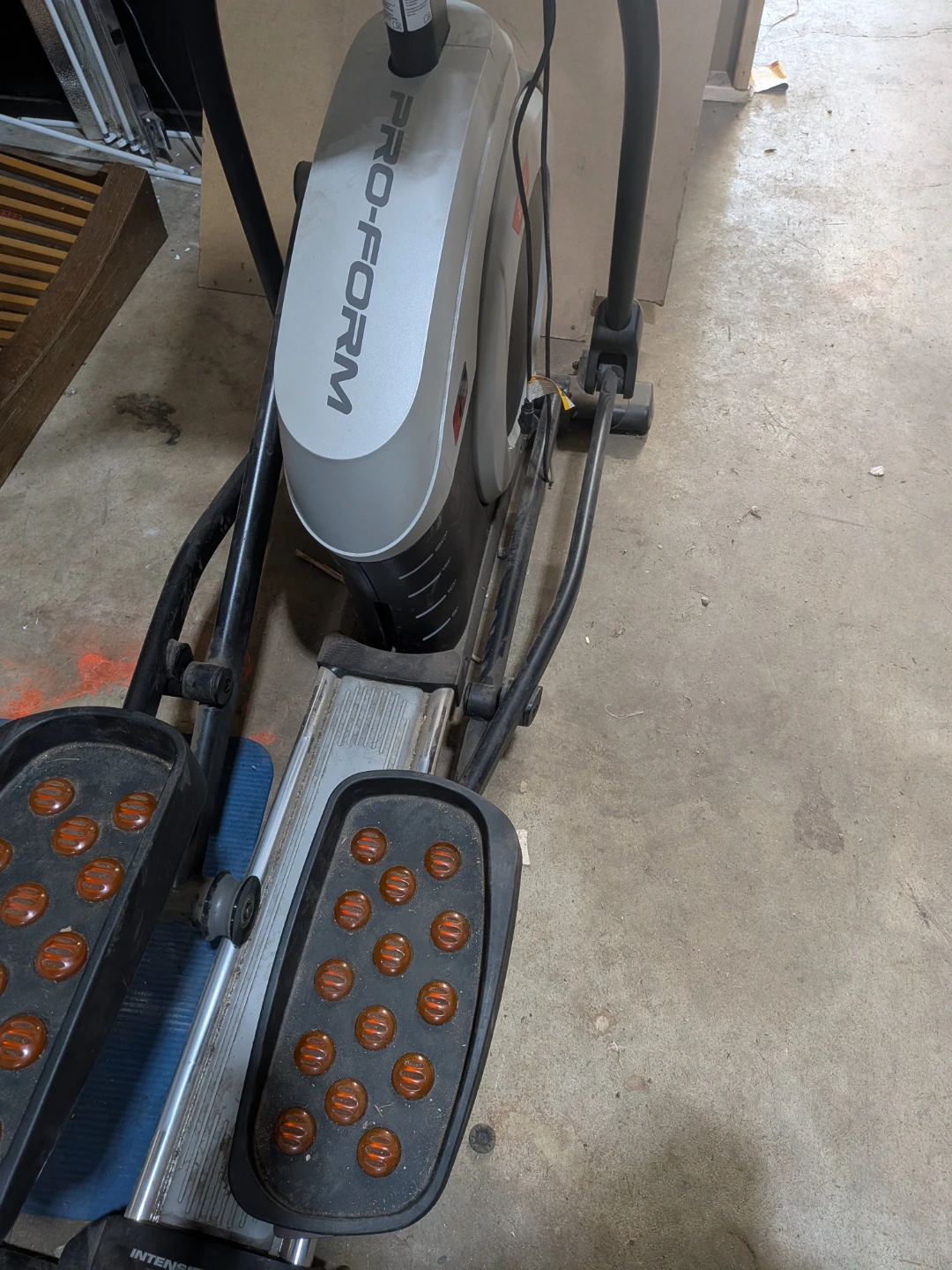 Pro-Form Elliptical Trainer - photo 2