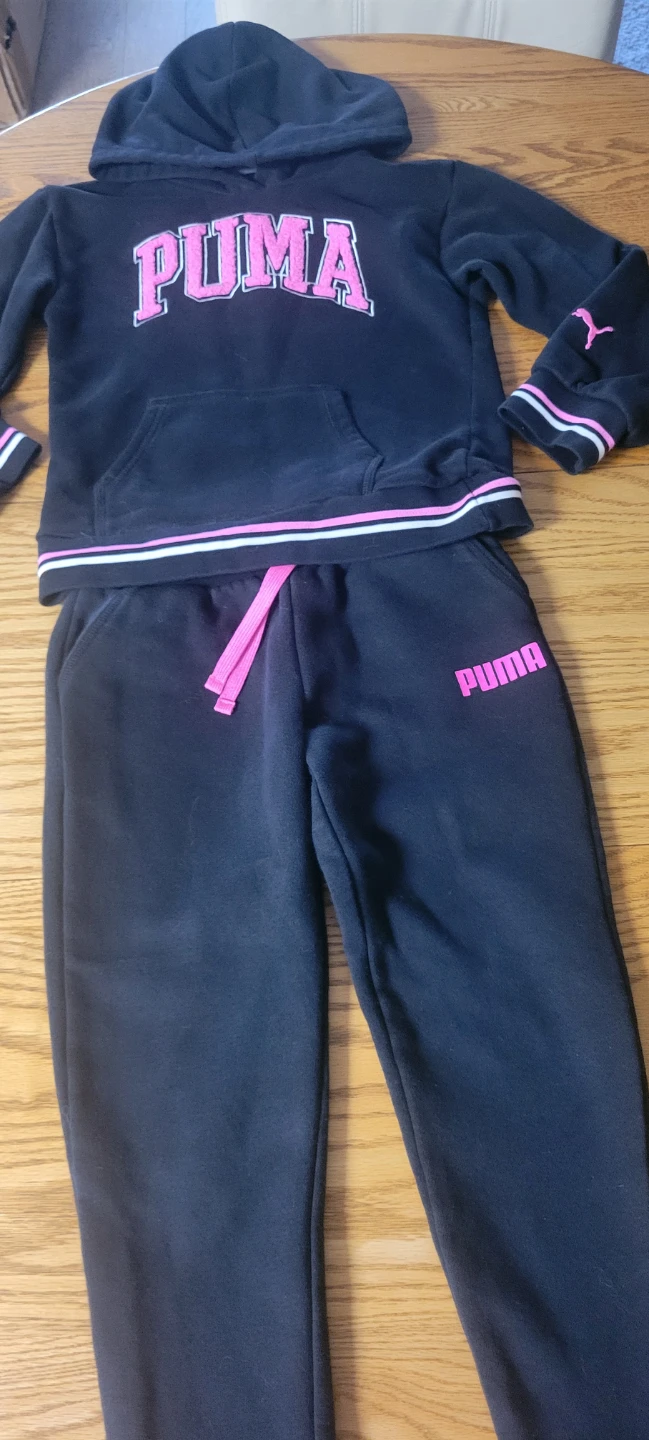 Puma Girls Black Hoodie and Jogger Set sz 7-8