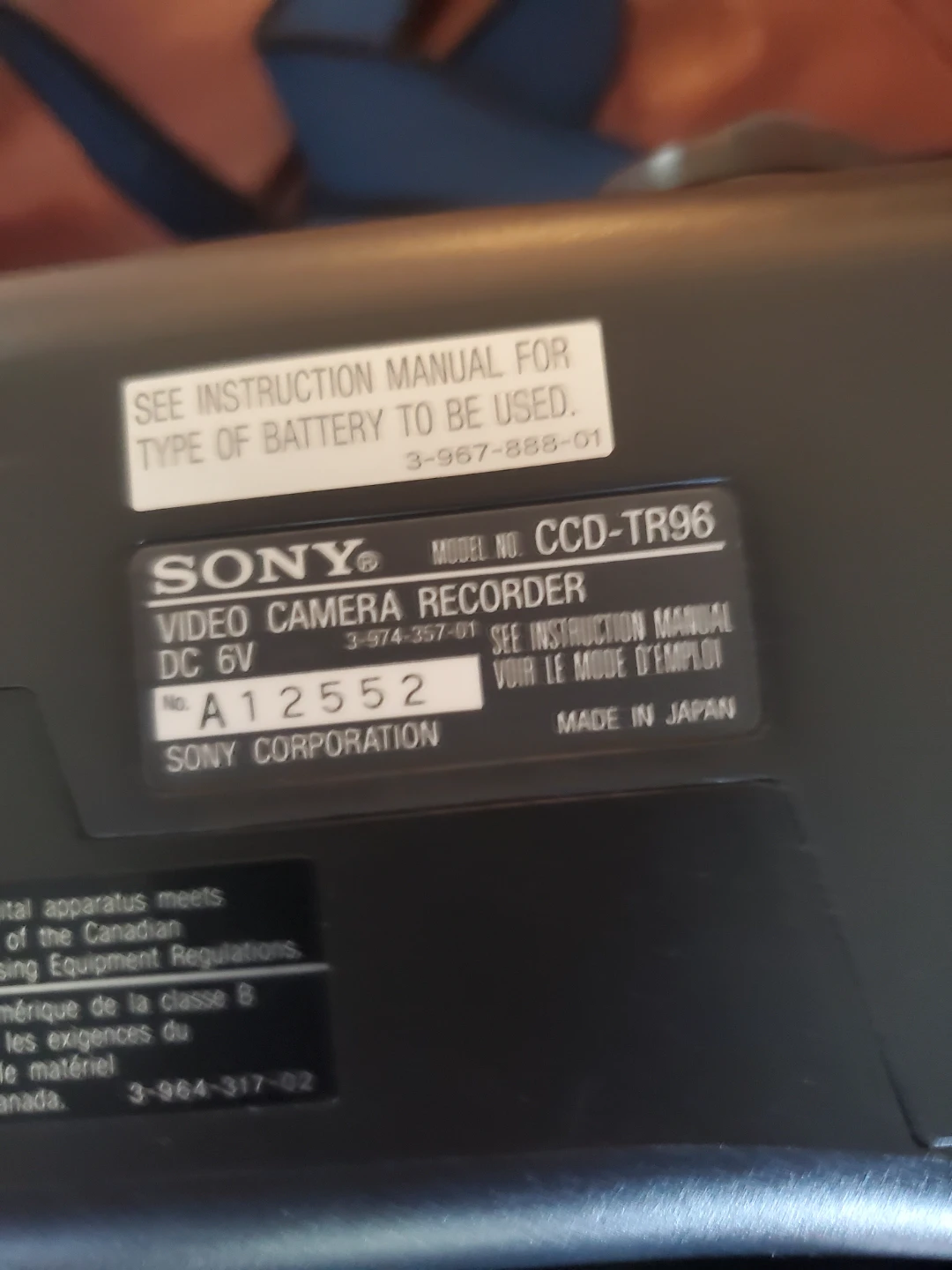 Sony Handycam CCD-TR96 Video 8 Camcorder - photo 2