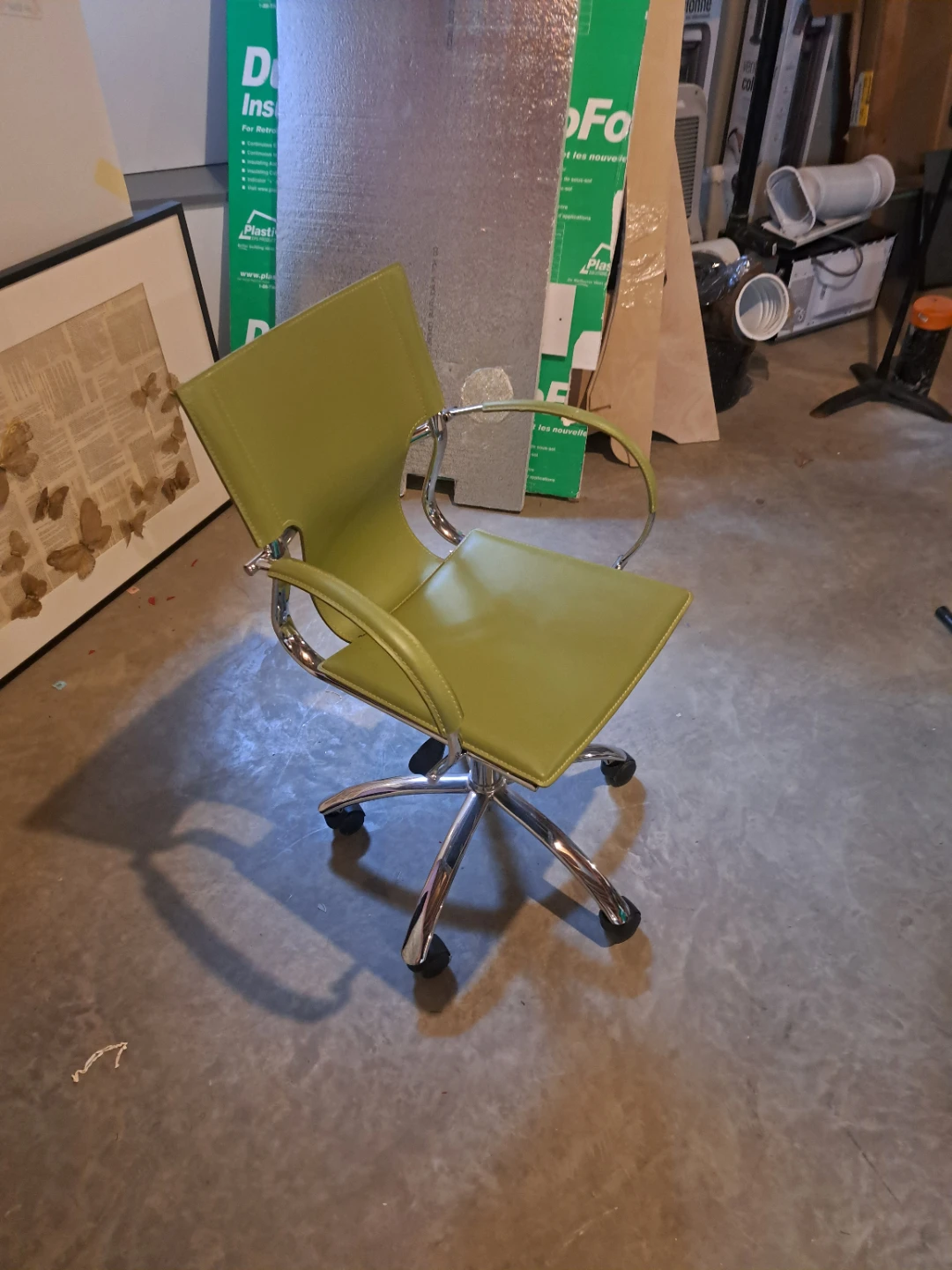 Green office chair - photo 2