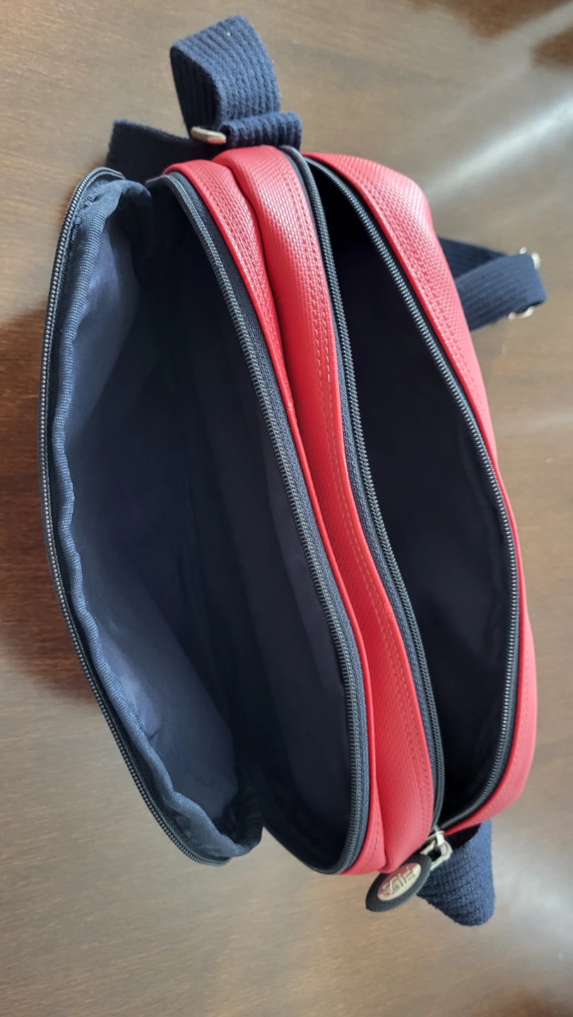 FILA Classic Crossbody Bag - photo 3