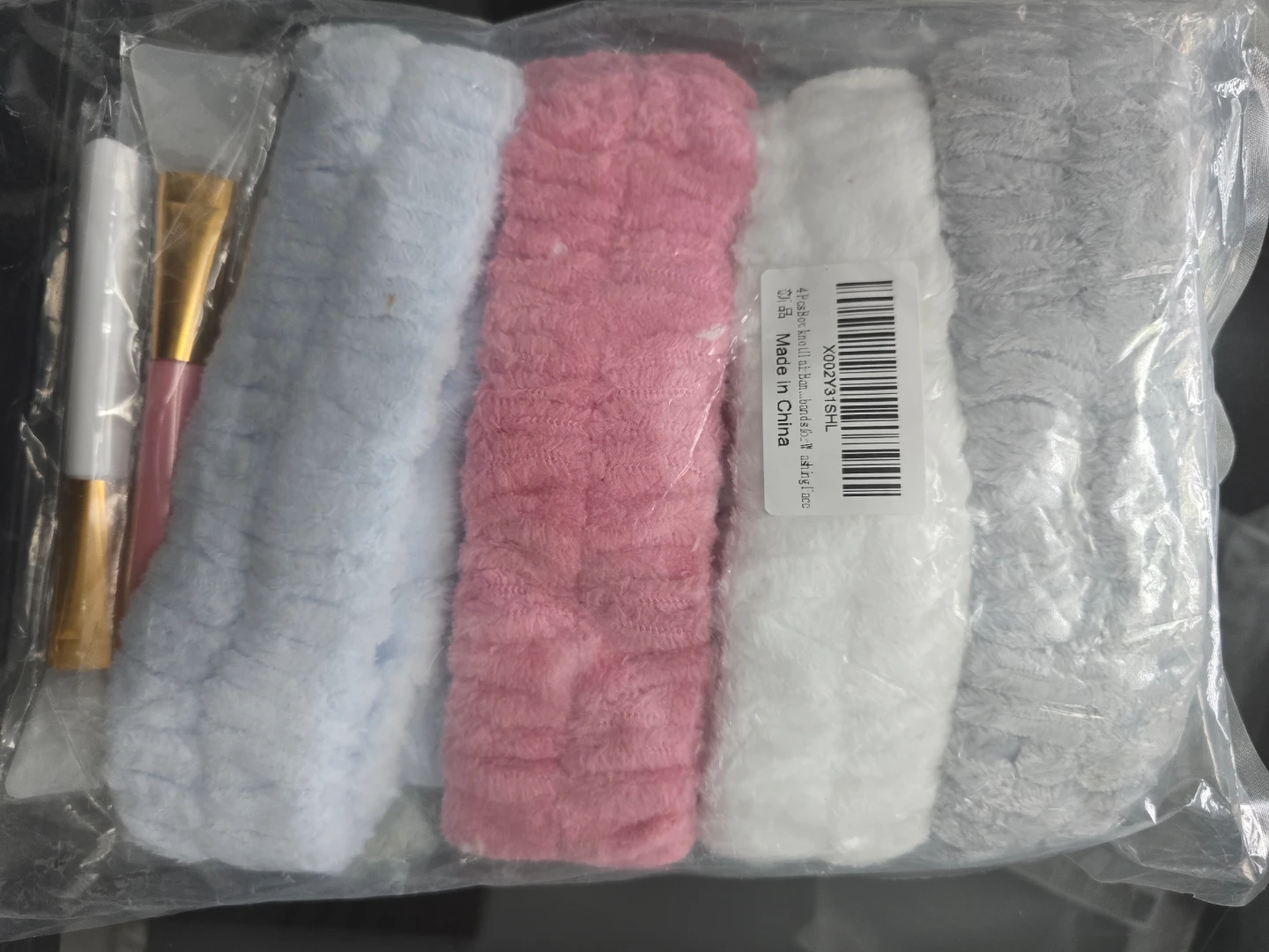 New 4 Pcs Fluffy Bowknot Headbands and Makeup Brushes - photo 2