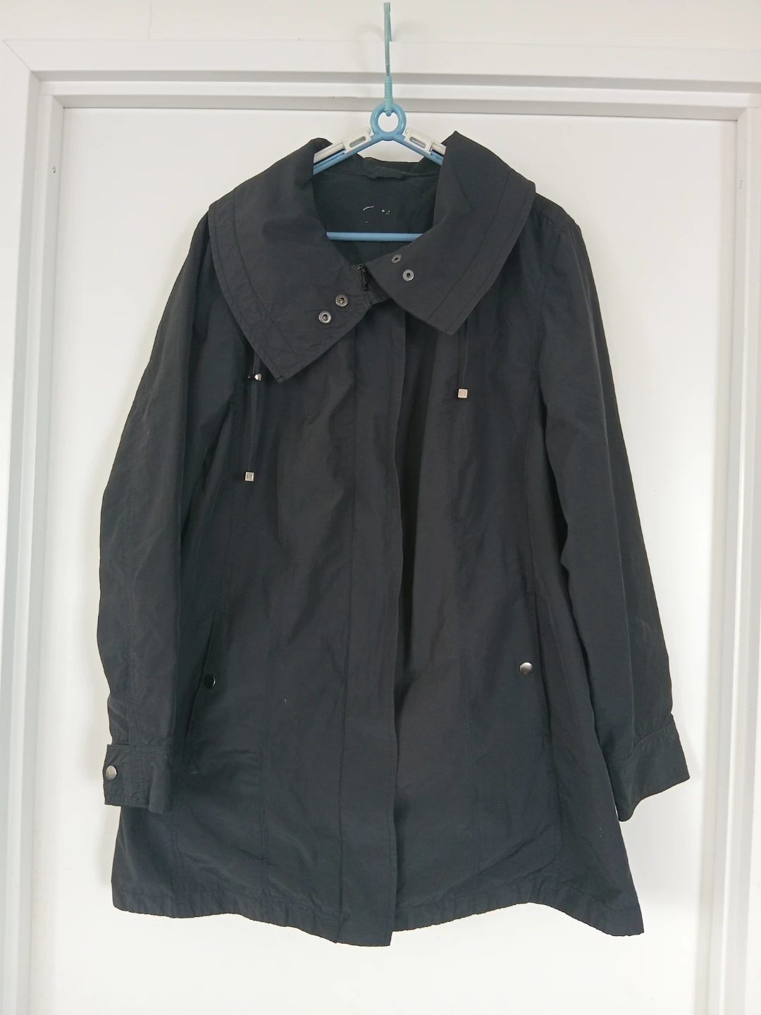 Black Women's Rain Jacket