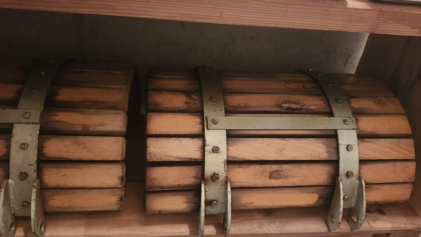 Vintage Wooden Fruit Press - photo 3