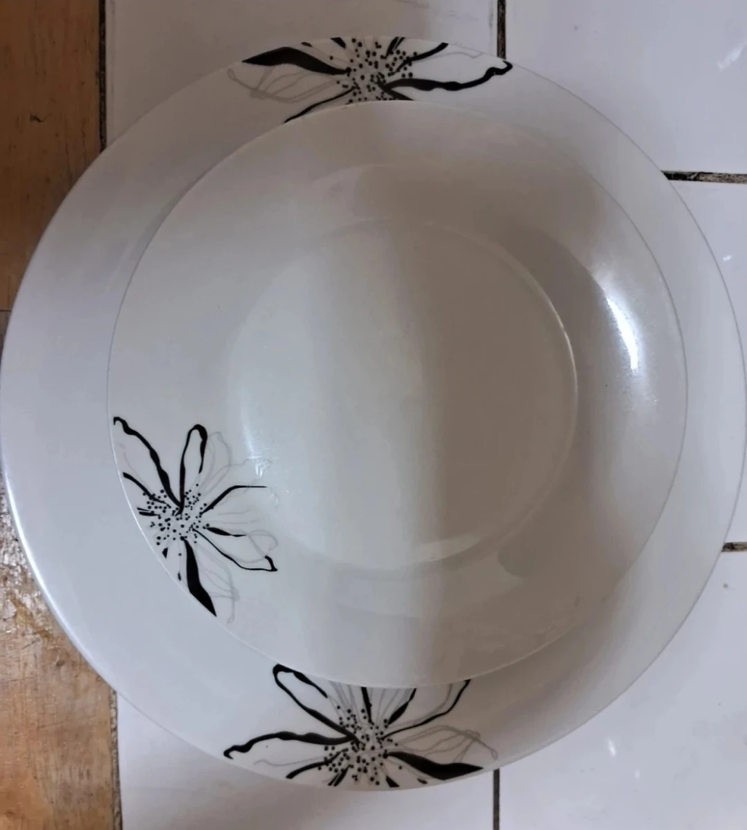Set of White Floral Plates🏈 - photo 2