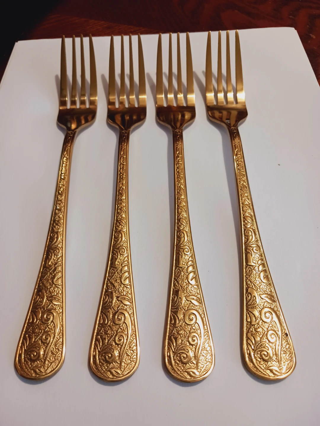Set of 4 × Beautiful Gold Plated Ornate Forks - photo 3