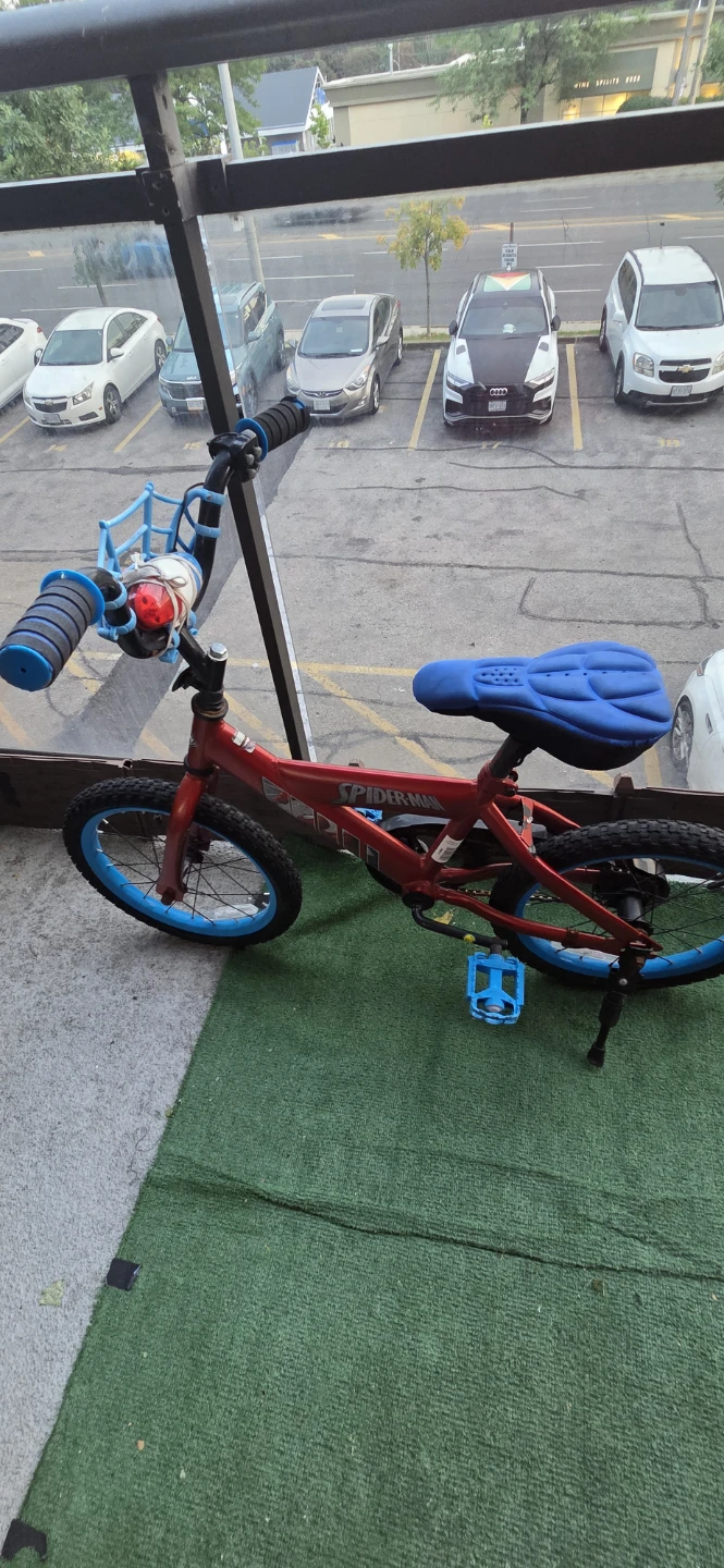 16' Spider-Man Kids Bicycle - photo 2