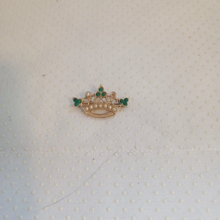 Vintage Gold Tone Jewelled  Crown Pin Brooch Costume Jewelry