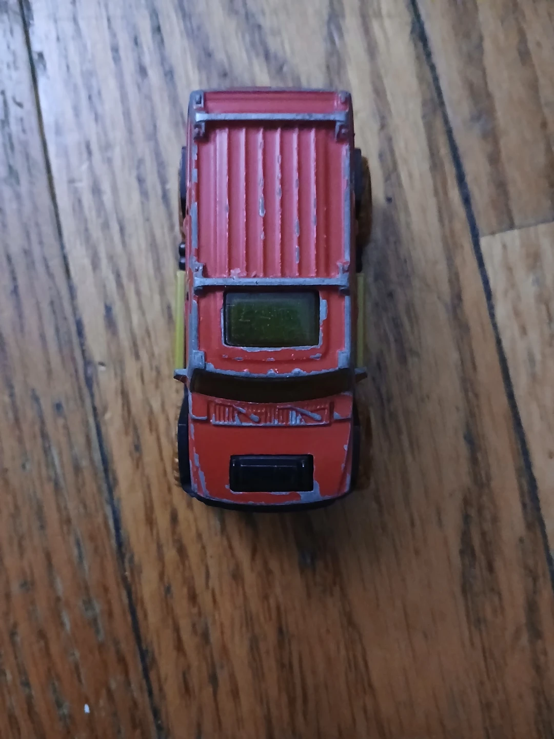 A few toy cars Not in the best condition so yeah - photo 3