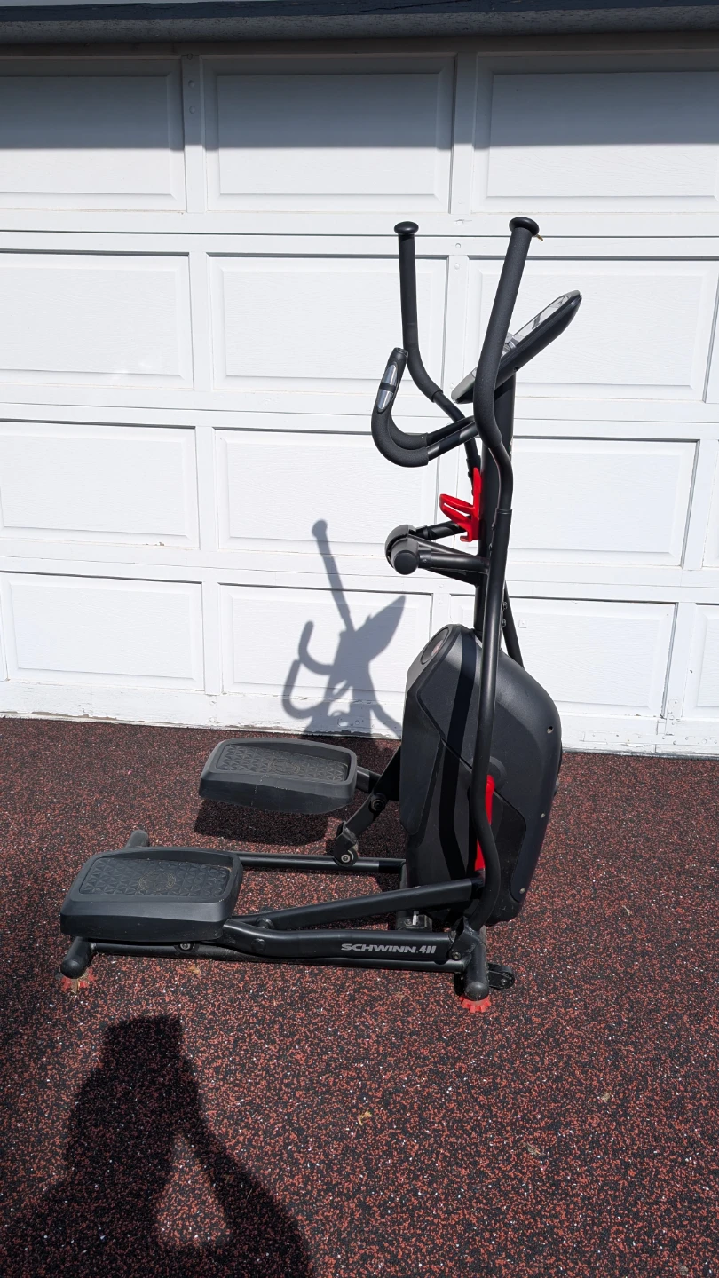 Schwinn 411 Compact Elliptical