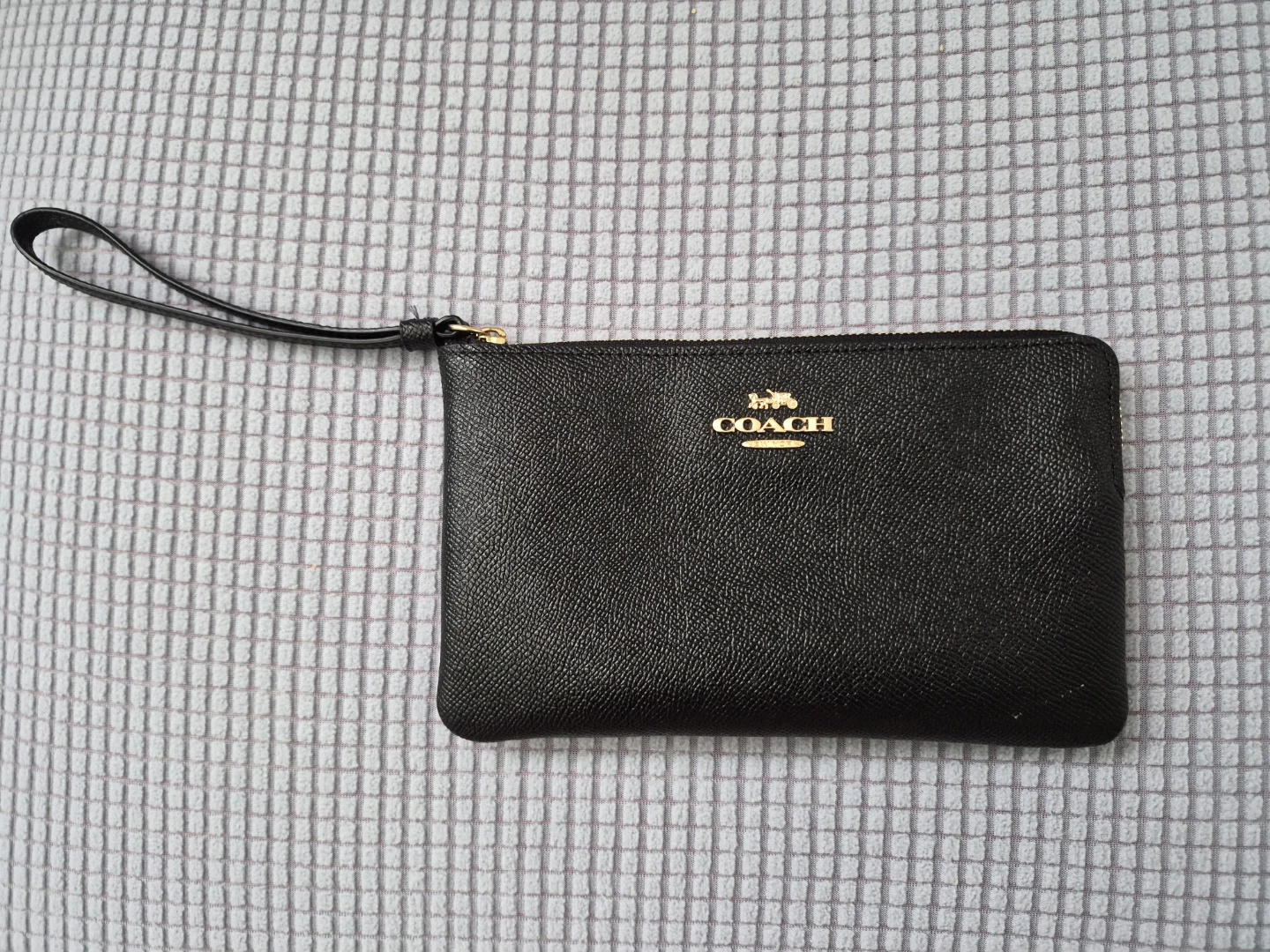 Coach Black Wristlet🏈