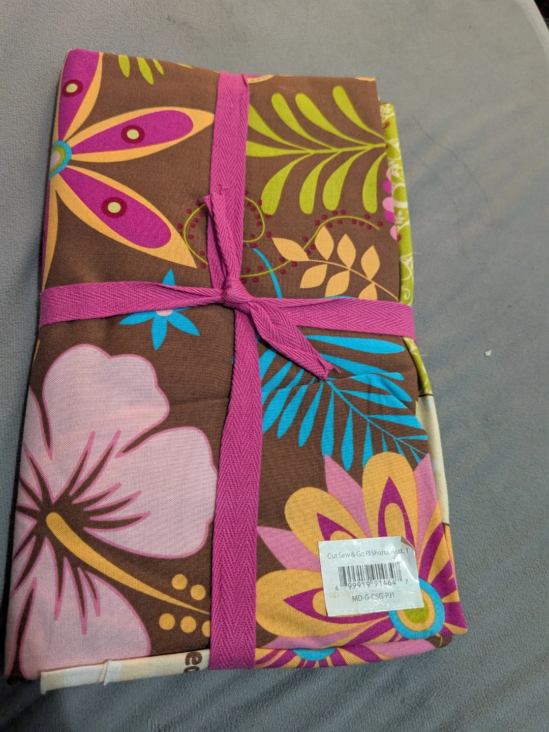 Cut Sew & Go PJ Shorts Fabric Panel Kit - photo 2