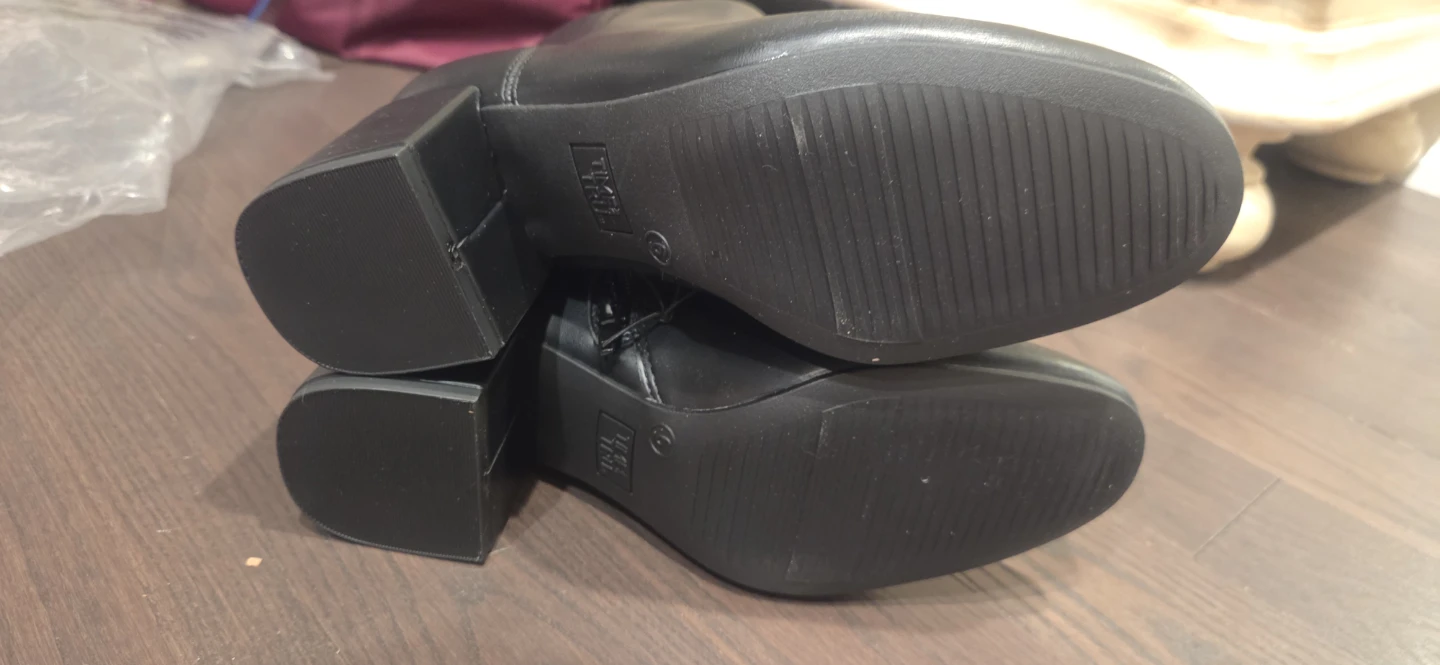 Black ankle boots - photo 2