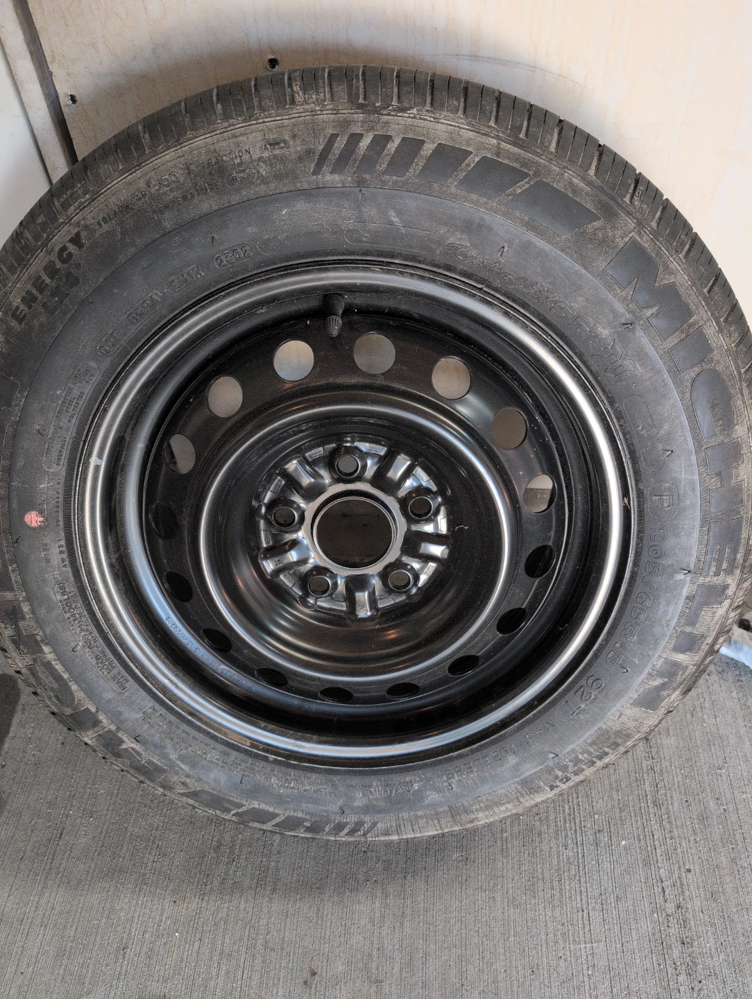 Michelin Energy Tire 205/65R15