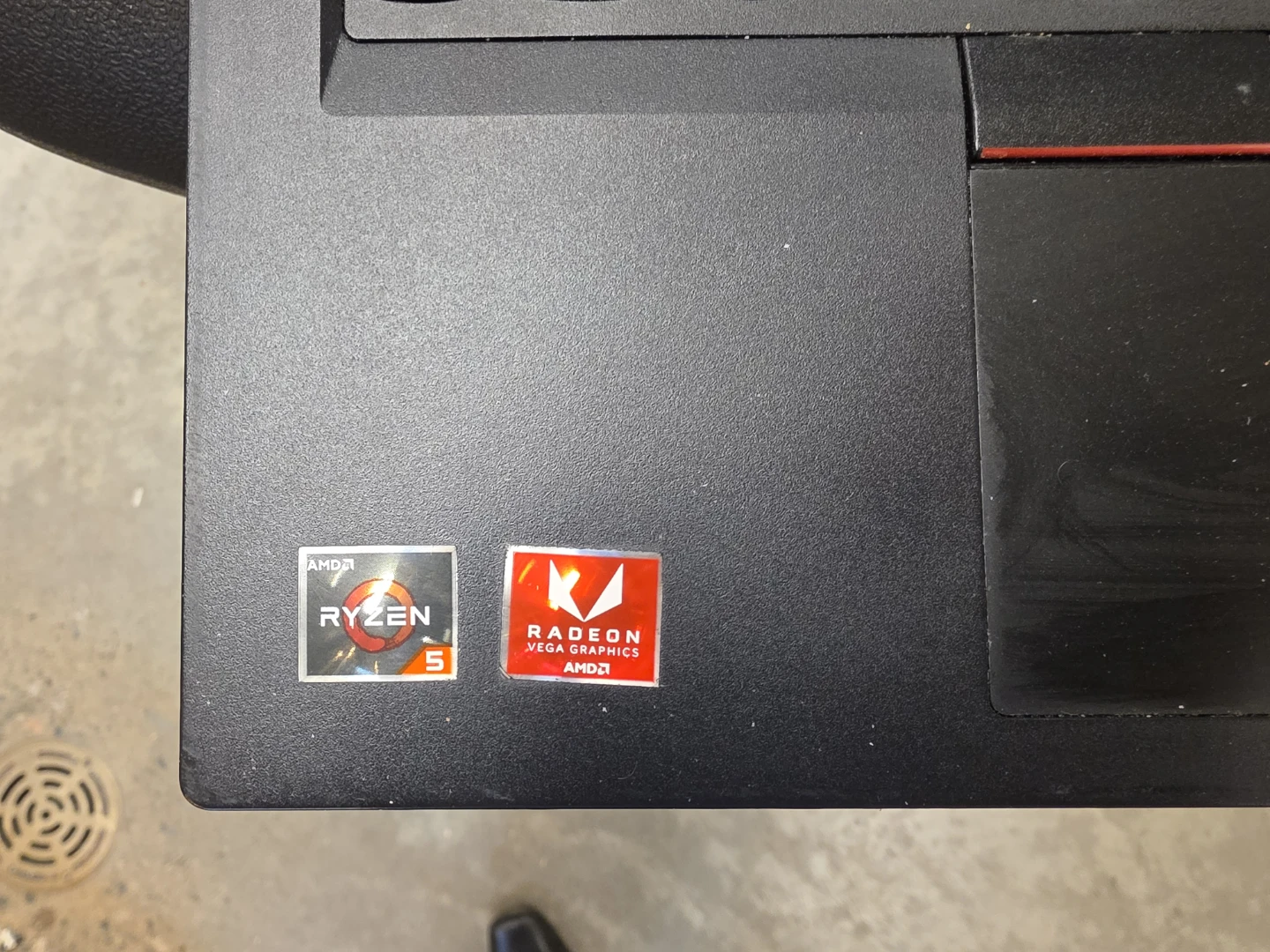 Lenovo ThinkPad E495 Laptop - photo 2