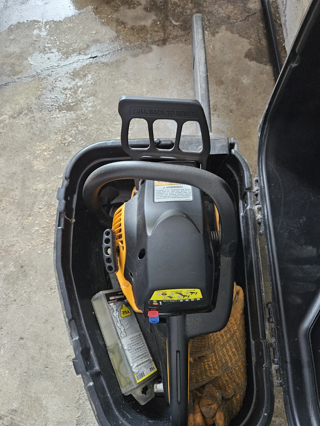 Poulan Pro PP4218A 142cc Chainsaw - photo 2