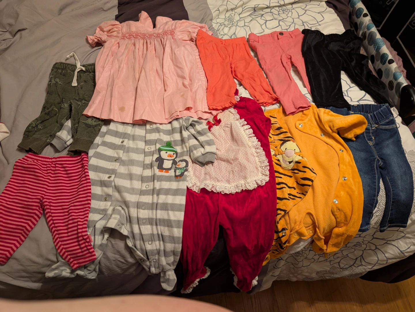 Large Bundle of Baby Clothes and Accessories - photo 3