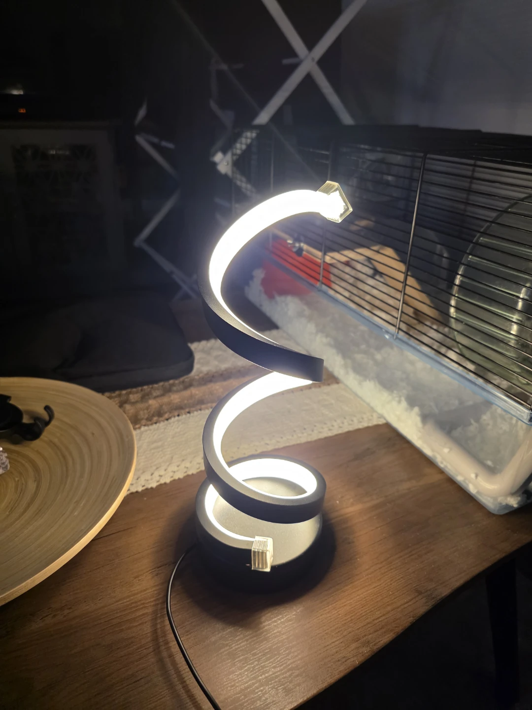 LED desk lamp - photo 4