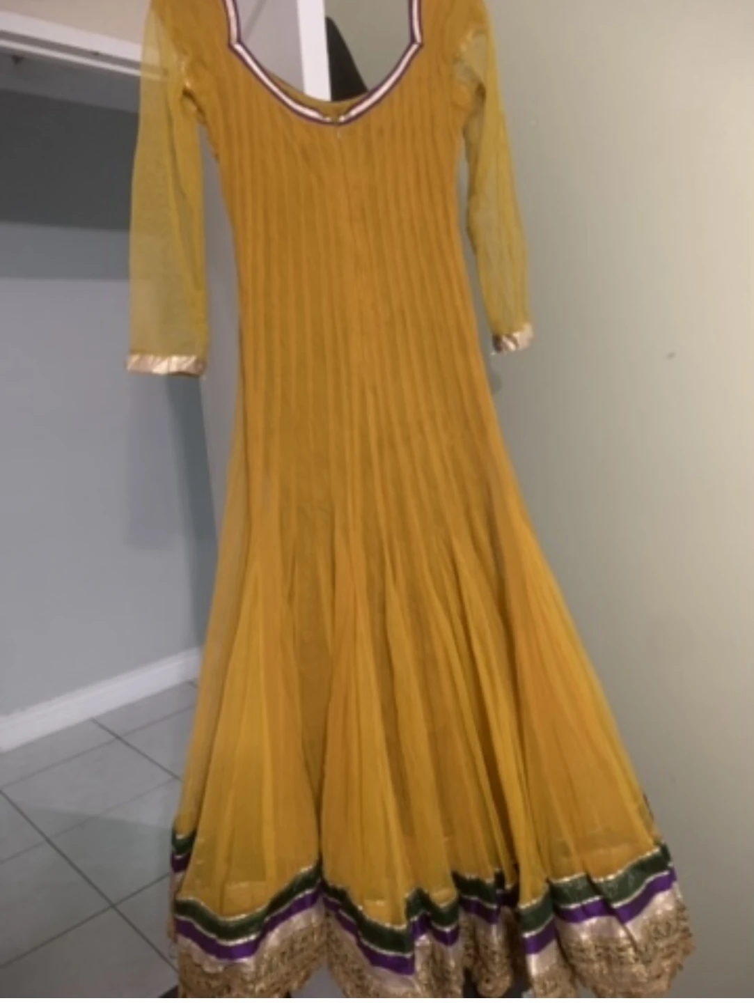 Yellow Anarkali Suit with Heavy Embroidery 🏈 - photo 3