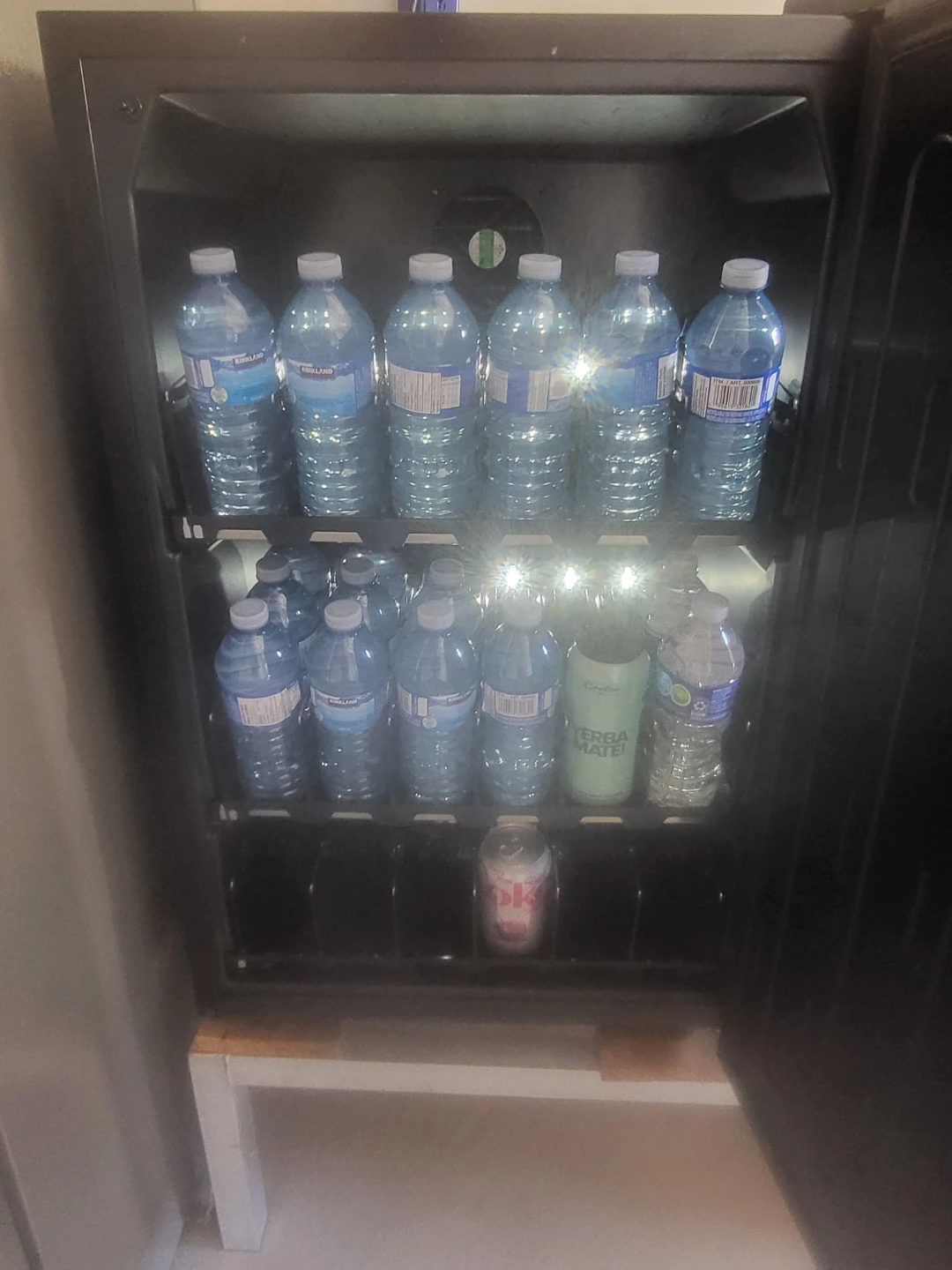 Budweiser Branded Vending Fridge - photo 4