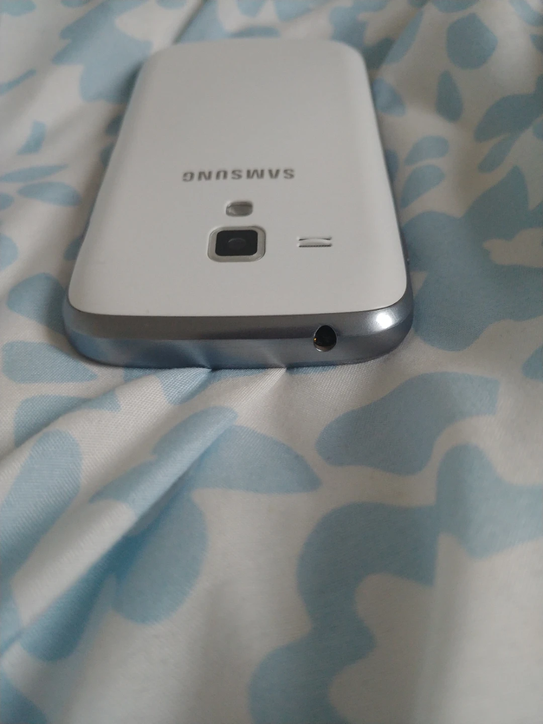 Canadian Samsung Galaxy phone message me for more information - photo 5