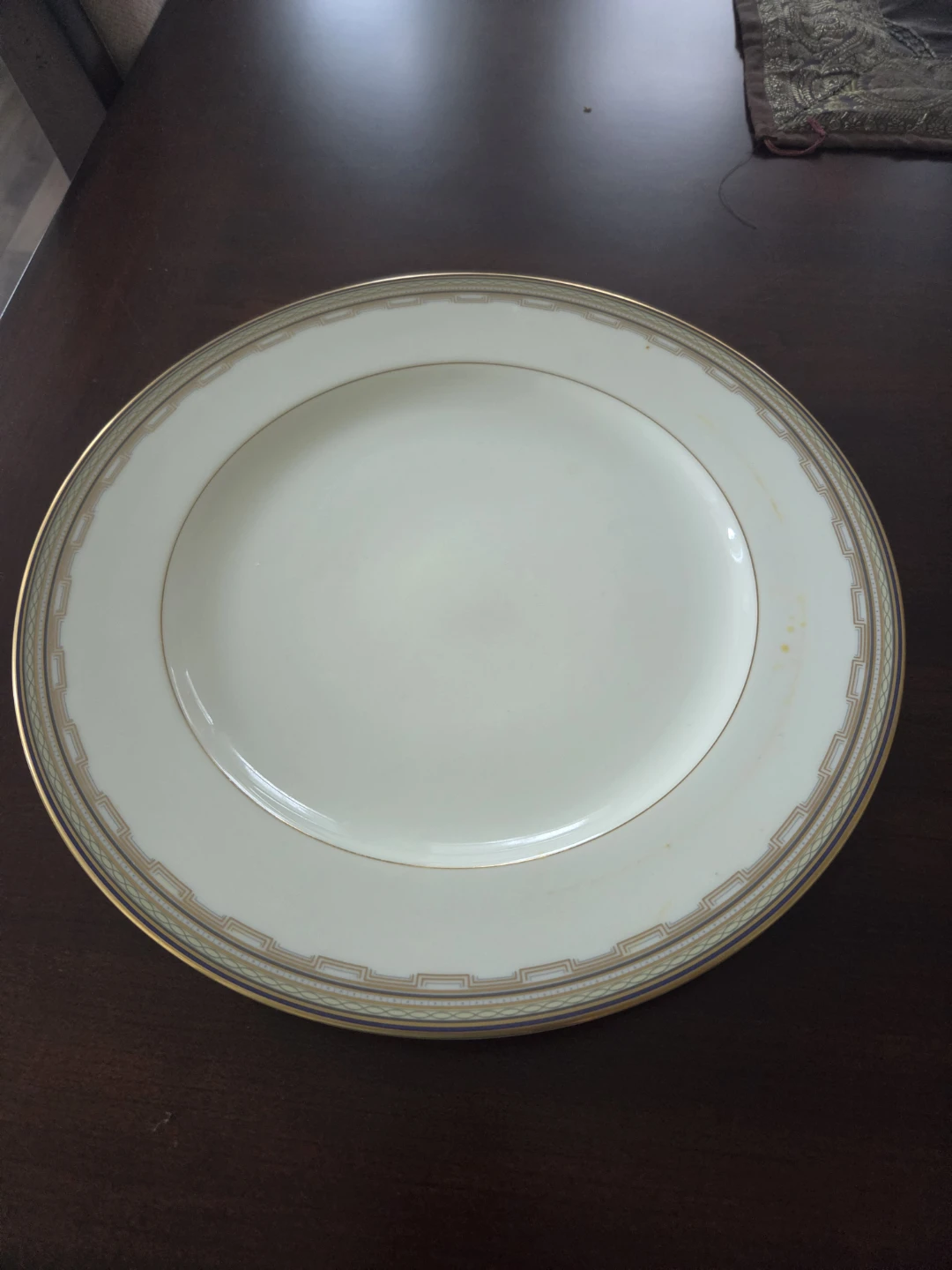 Wilshire Mikasa bone china dinner set
