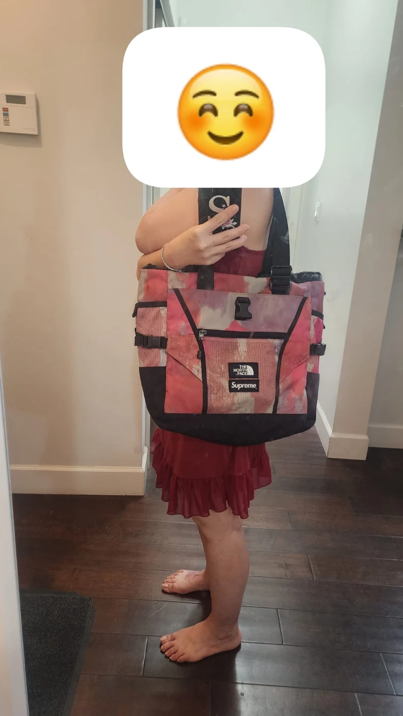 Supreme x The North Face Tie-Dye Tote Bag - photo 4