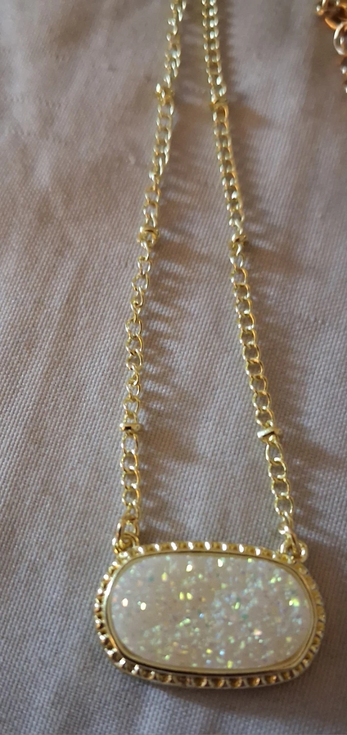 Gold-tone Pendant Necklace and Chain - photo 2