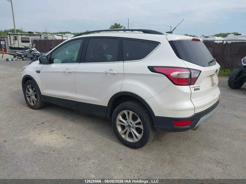 White Ford Escape SE - photo 3