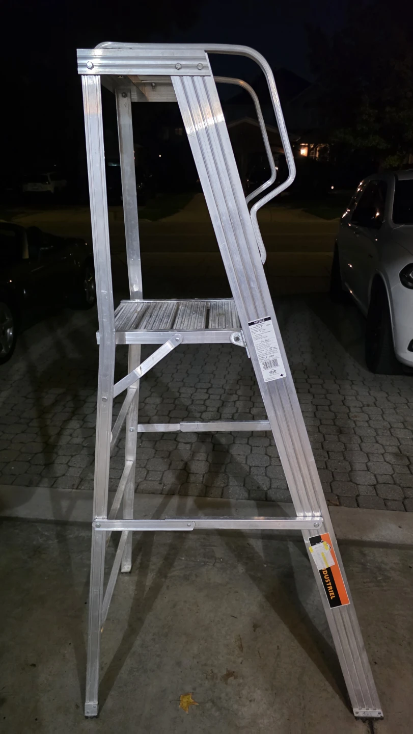 Eagle Industrial Aluminum Platform Ladder with Handrails – 6ft - photo 2