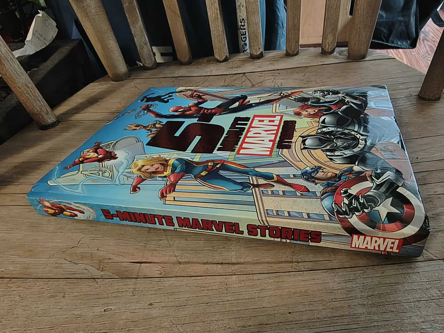 5-Minute Marvel Stories Book - photo 4