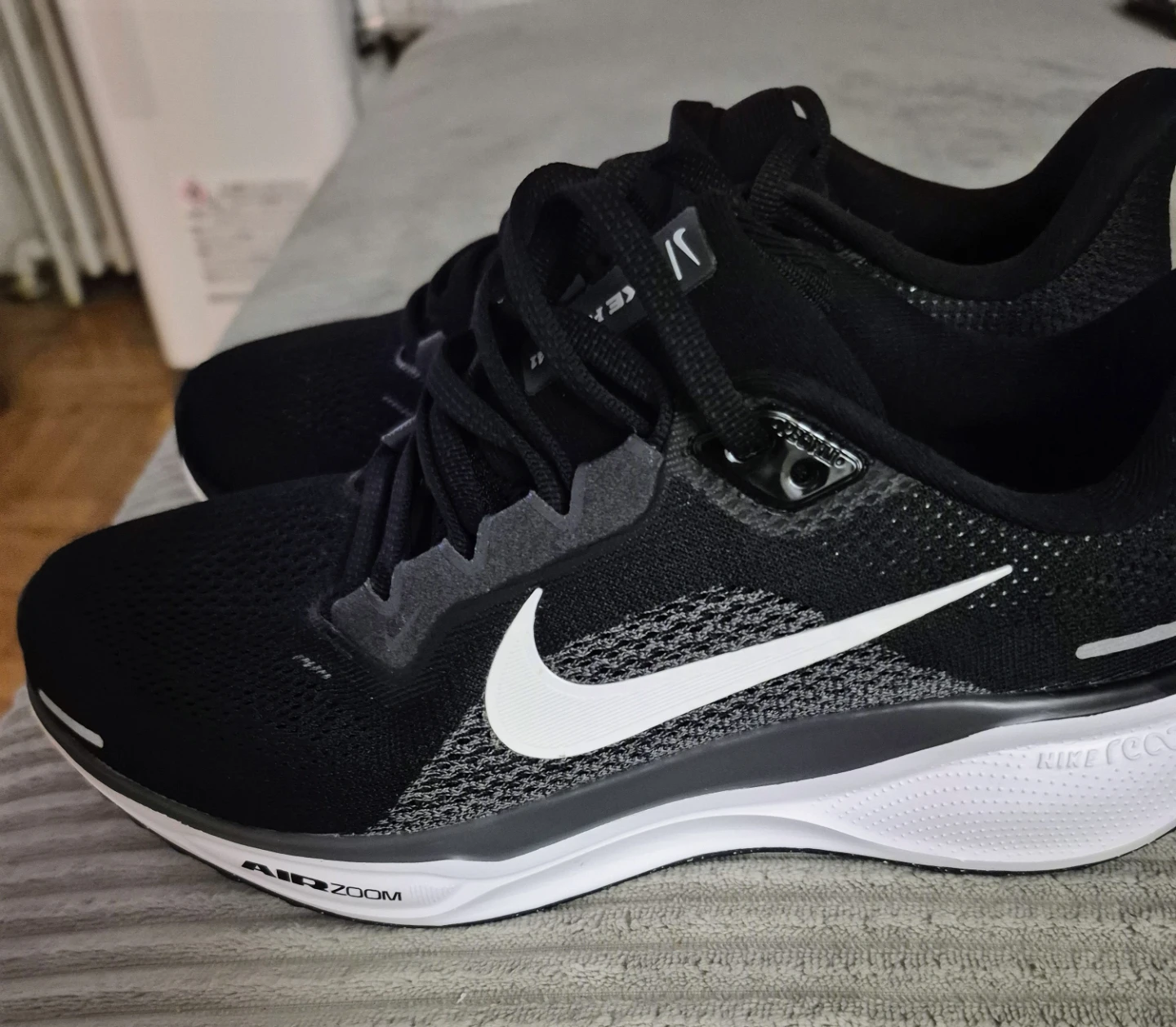 BNIB)Nike Size 7 Air Zoom Pegasus 41 Wmns Running Shoes - photo 4