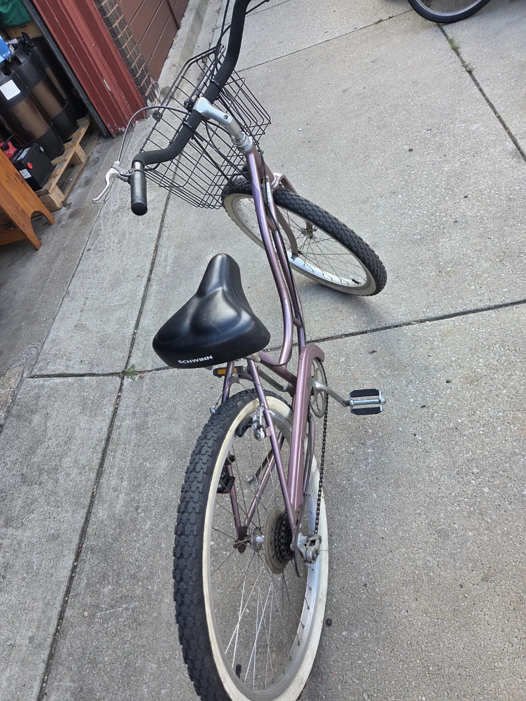 Schwinn Cruiser Bicycle with Basket - photo 4