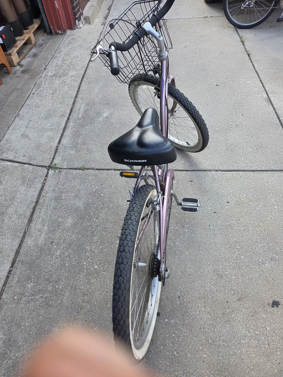 Schwinn Cruiser Bicycle with Basket - photo 5