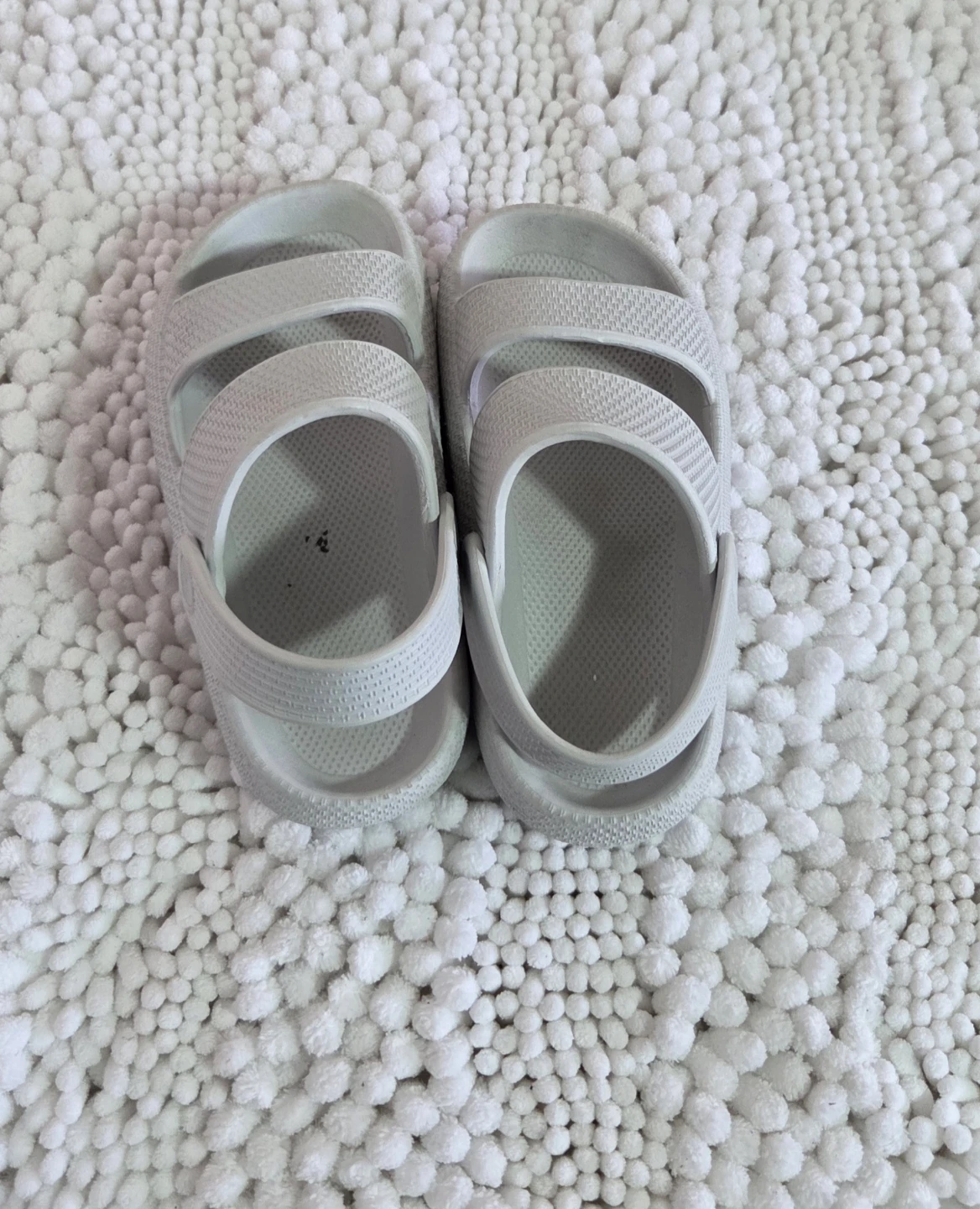 White Rubber Sandals - photo 2