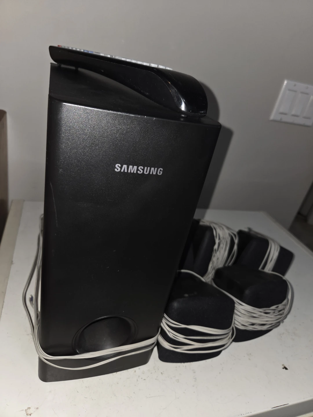Samsung PS-WZ120 5.1 Surround Sound Speaker System