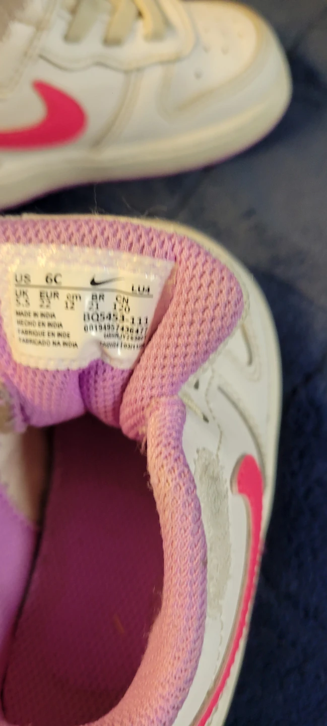 Nike Toddler Shoes White/Pink Size 6C - photo 4