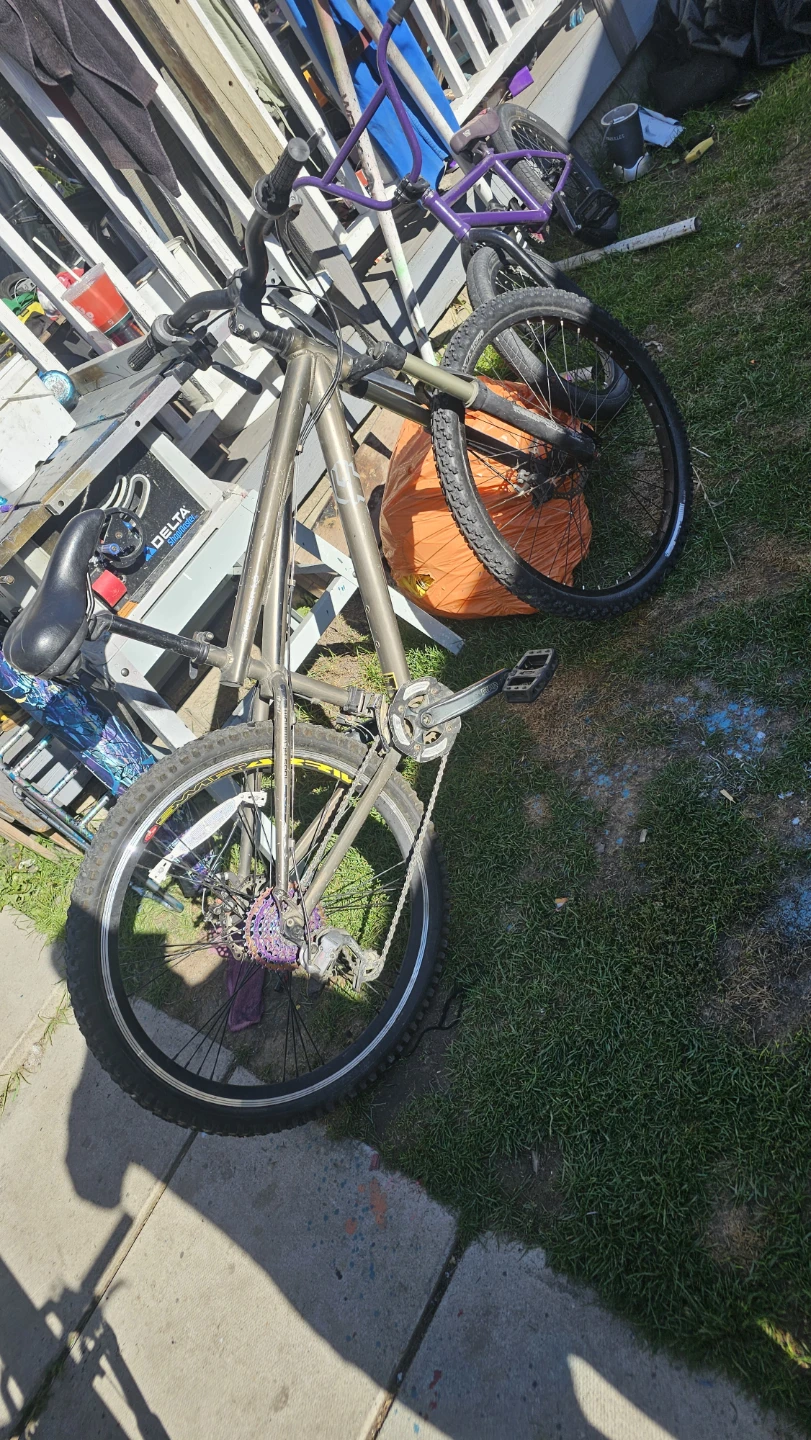 GT Chucker 1.0 Mountain Bike
