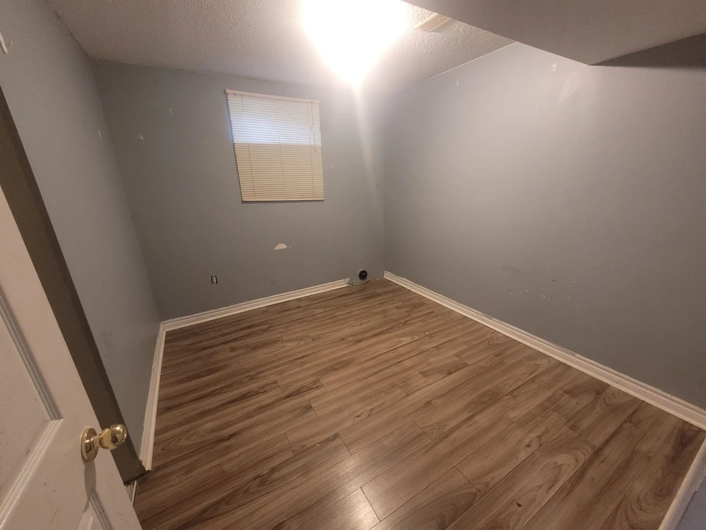 Empty basment for Rent