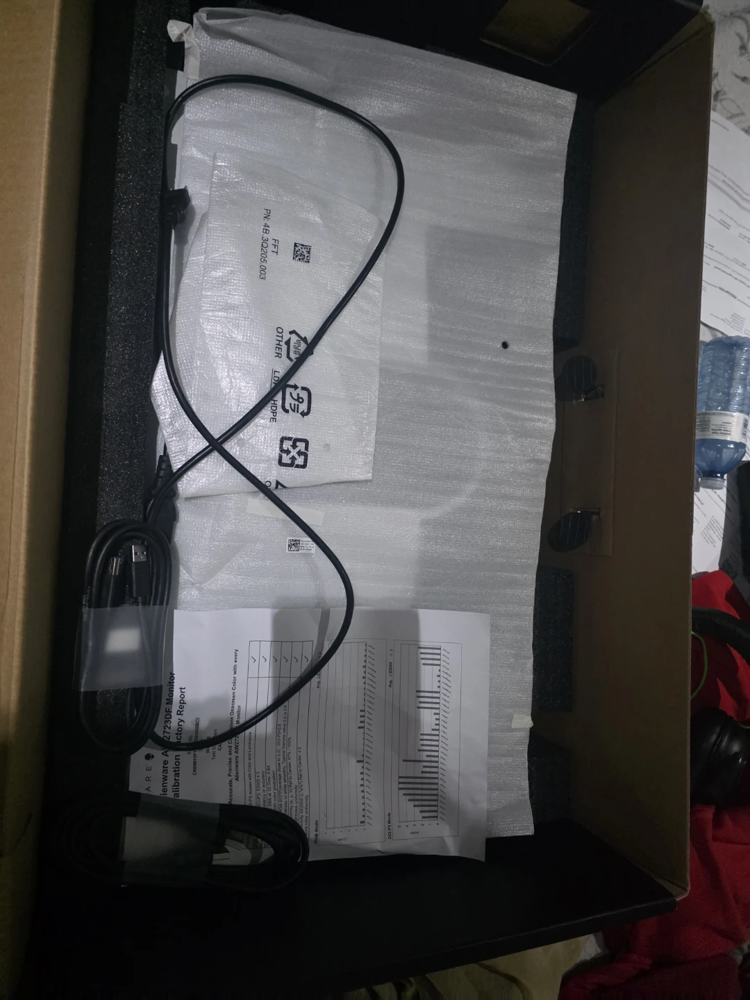 Alienware 27 Gaming Monitor AW2723DF - photo 3