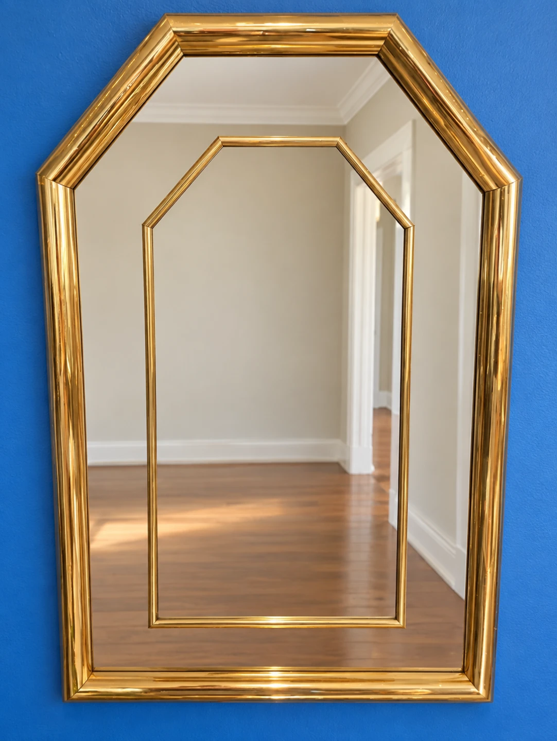 Room Sale minus the rug.  Vintage decor 70 dollars and under - photo 2