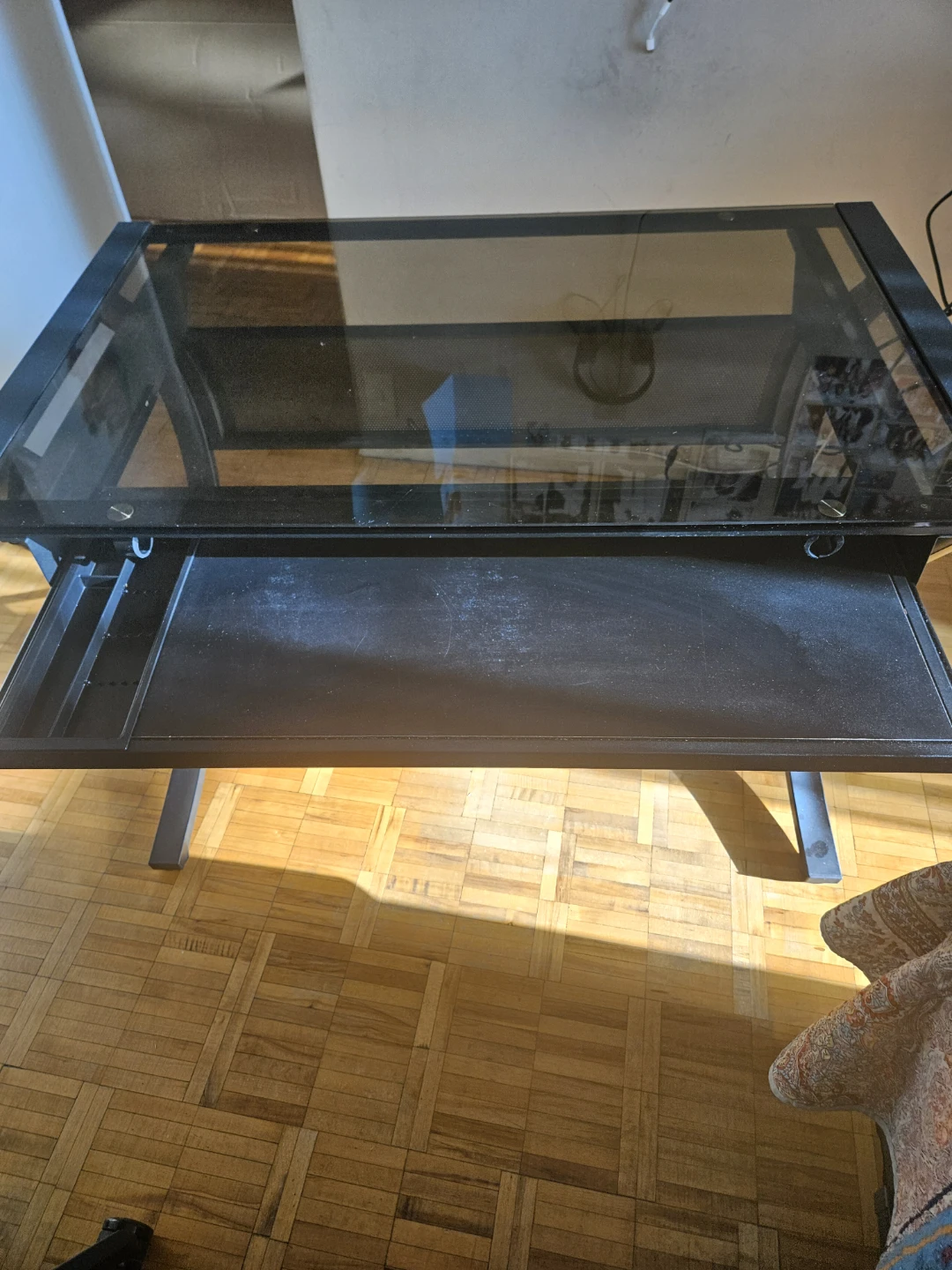 Glass top computer desk - photo 2